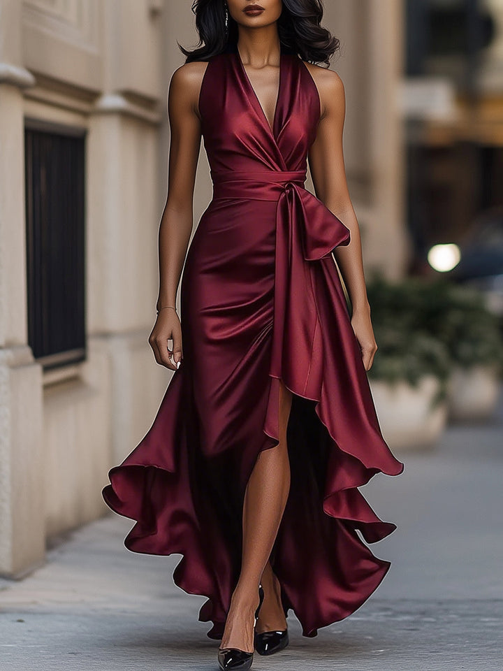 Mitternachts-Eleganz Satin Halter Rüschenkleid