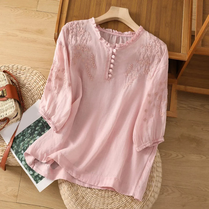 Suzanne™ | Bestickte Bluse mit Knopfleiste