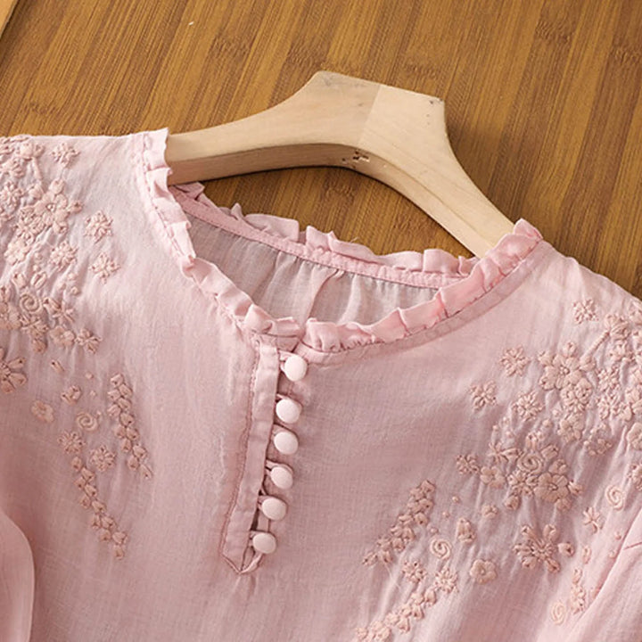 Suzanne™ | Bestickte Bluse mit Knopfleiste